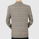 Václav – Klasyczna marynarka w kratę