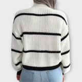 Grażyna – Sweter z Wysokim Kołnierzem w Paski
