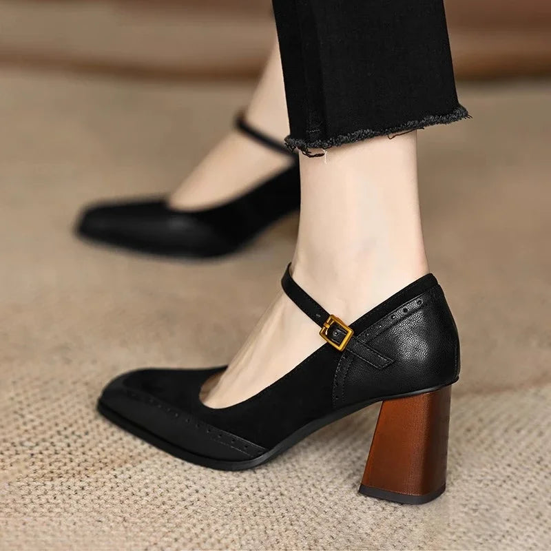 Eleganckie Szpilki Ziemi